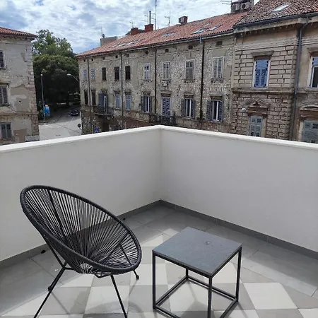 Nik Appartement *